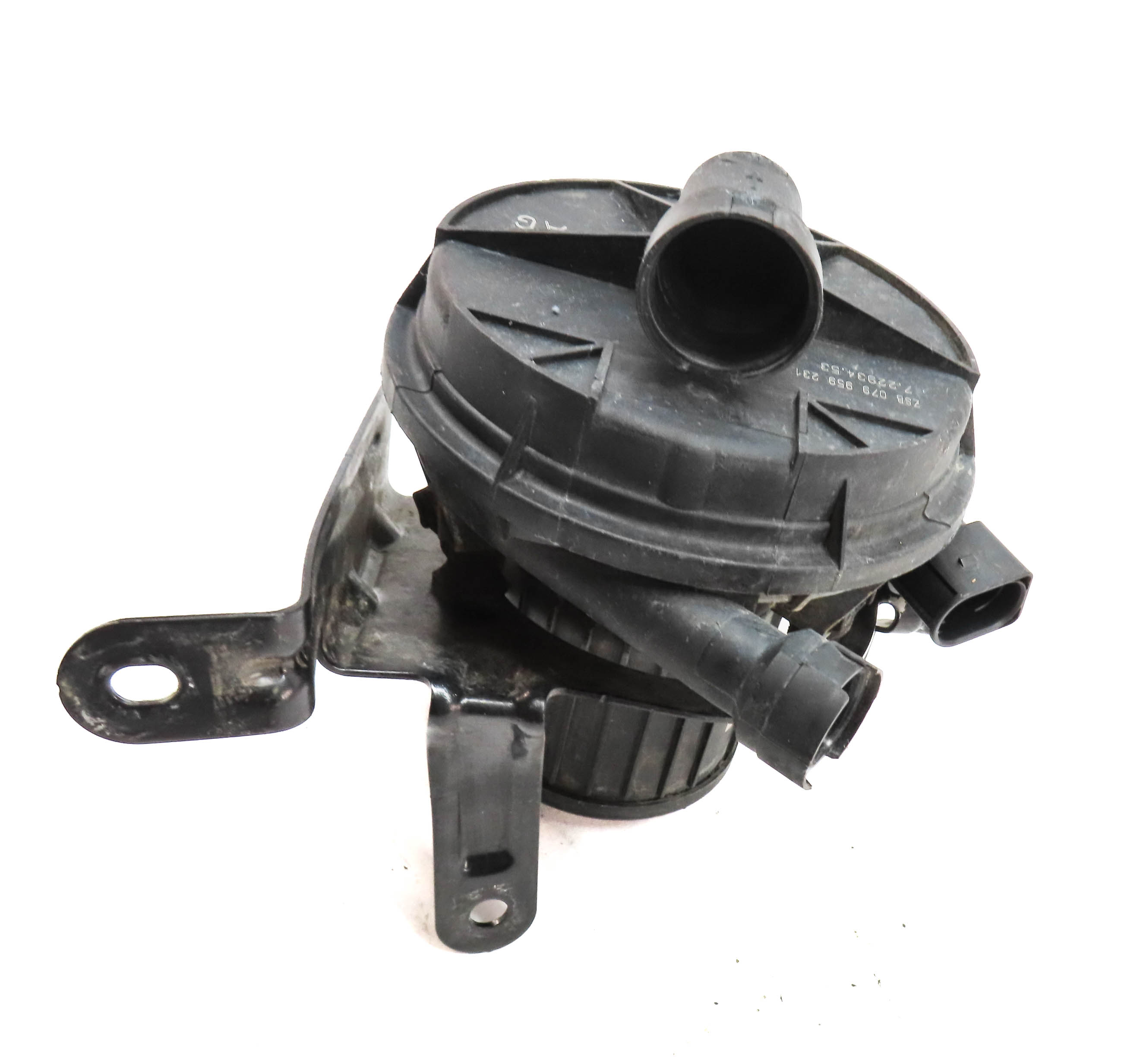2014-2019 AUDI A6 A7 Q5 Q7 SQ5 (C7 4G8 4M B8 8R) 3.0L ENGINE AIR INJECTION PUMP — exact item pictured